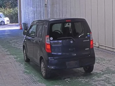 Suzuki WAGON R  с аукциона в Японии