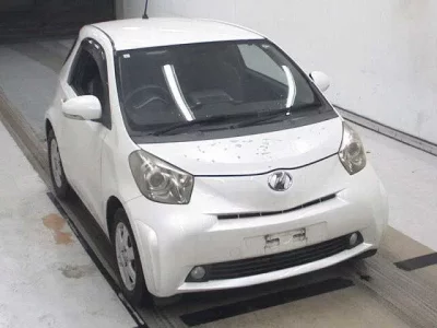 Toyota IQ
