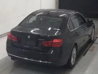 BMW 3-Series лот № 5226 оценка 3.5  с аукциона в Японии 3