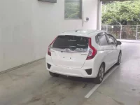 Honda FIT лот № 198 оценка R  с аукциона в Японии 4