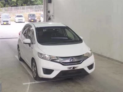 Honda FIT  с аукциона в Японии