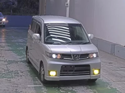 Honda ZEST  с аукциона в Японии