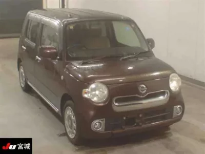 Daihatsu MIRA  с аукциона в Японии
