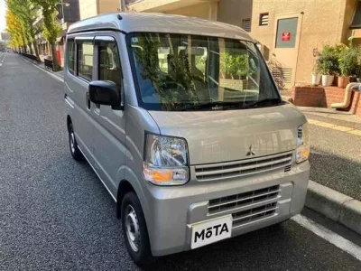 Mitsubishi MINICAB VAN