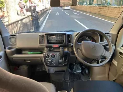 Mitsubishi MINICAB VAN