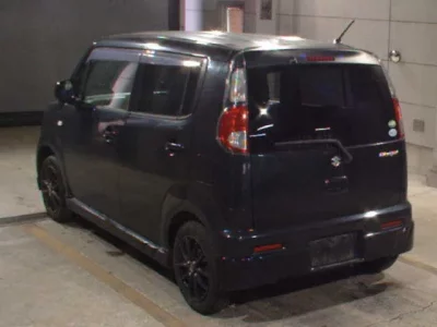 Suzuki MRWAGON