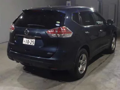 Nissan X-TRAIL  с аукциона в Японии