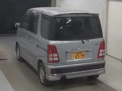 Daihatsu Atrai Wagon  с аукциона в Японии