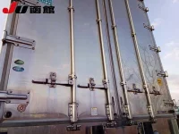 Mitsubishi SUPER GREAT лот № 9403 оценка 3.5  с аукциона в Японии 8