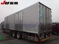 Mitsubishi SUPER GREAT лот № 9403 оценка 3.5  с аукциона в Японии 1