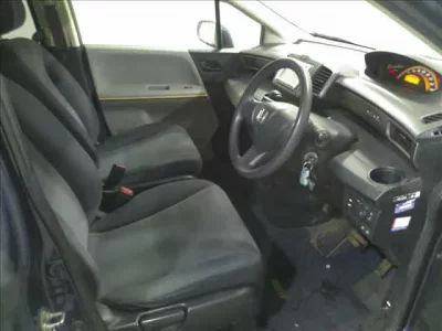 Honda FREED  с аукциона в Японии