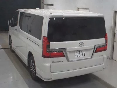 Toyota GRANACE