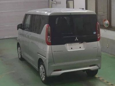 Mitsubishi EK SPACE  с аукциона в Японии