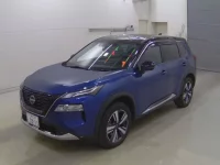 Nissan X-TRAIL лот № 1008 оценка 5  с аукциона в Японии 2