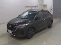 Nissan KIX лот № 1026 оценка S  с аукциона в Японии 2