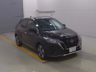 Nissan KIX  с аукциона в Японии