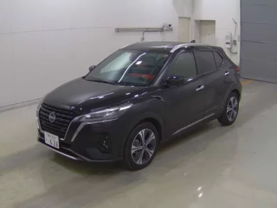 Nissan KIX  с аукциона в Японии