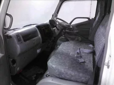 Hino DUTRO  с аукциона в Японии