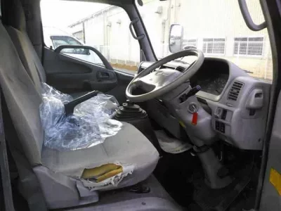 Hino DUTRO  с аукциона в Японии