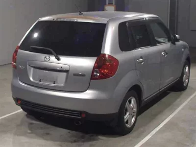 Mazda VERISA  с аукциона в Японии