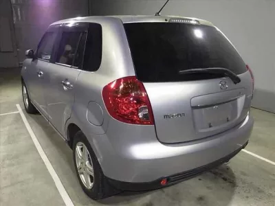 Mazda VERISA  с аукциона в Японии