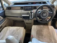 Honda STEP WAGON лот № 2418 оценка 3.5  с аукциона в Японии 4