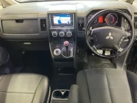 Mitsubishi DELICA D5 лот № 2417 оценка 3  с аукциона в Японии 4