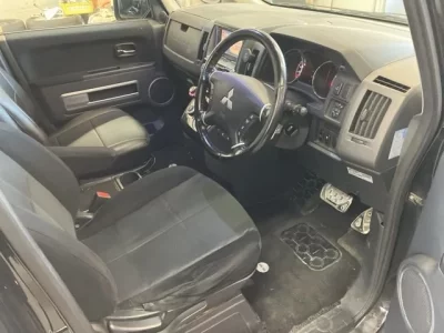 Mitsubishi DELICA D5  с аукциона в Японии