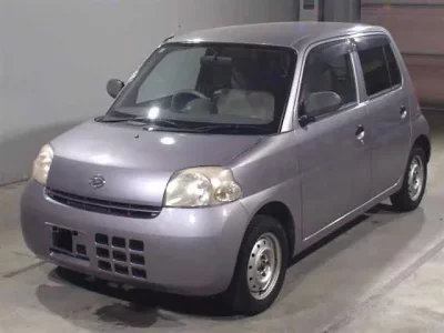 Daihatsu Esse  с аукциона в Японии