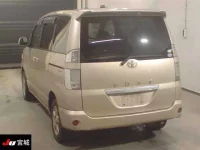Toyota VOXY лот № 4316 оценка 3  с аукциона в Японии 1