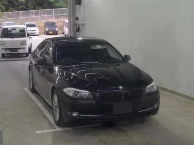BMW 5-Series  с аукциона в Японии