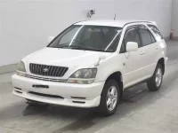 Toyota HARRIER лот № 70178 оценка 3.5  с аукциона в Японии 3