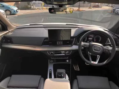 Audi Q5  с аукциона в Японии