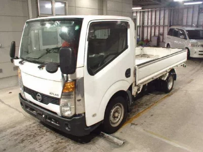 Nissan ATLAS  с аукциона в Японии