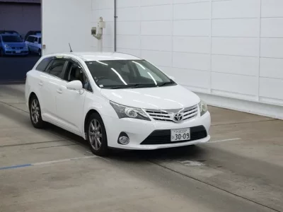 Toyota AVENSIS WAGON