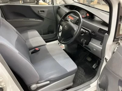 Daihatsu MOVE  с аукциона в Японии