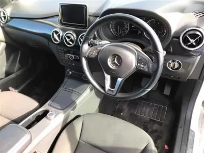 Mercedes-Benz B CLASS  с аукциона в Японии