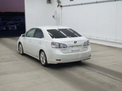 Lexus HS  с аукциона в Японии