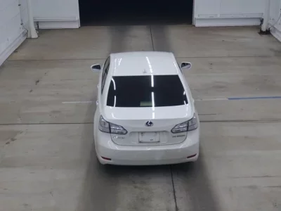 Lexus HS  с аукциона в Японии