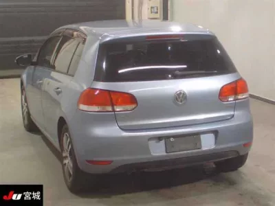 Volkswagen GOLF  с аукциона в Японии