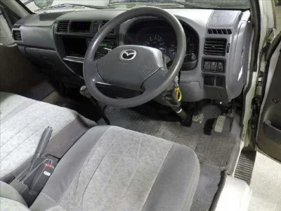 Mazda BONGO BRAWNY VAN