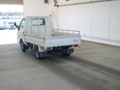 Mitsubishi DELICA TRUCK