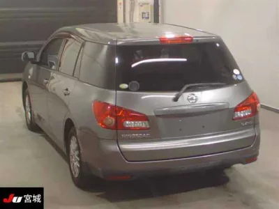 Nissan WINGROAD  с аукциона в Японии
