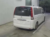 Nissan SERENA лот № 266 оценка 3  с аукциона в Японии 4