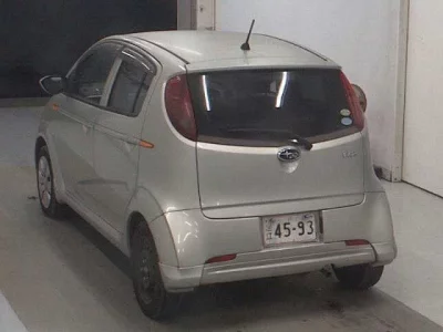 Subaru R2  с аукциона в Японии