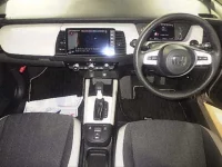Honda FIT лот № 3020 оценка 5  с аукциона в Японии 2