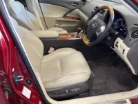 Lexus IS лот № 2556 оценка RA  с аукциона в Японии 3