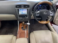 Lexus IS лот № 2556 оценка RA  с аукциона в Японии 4