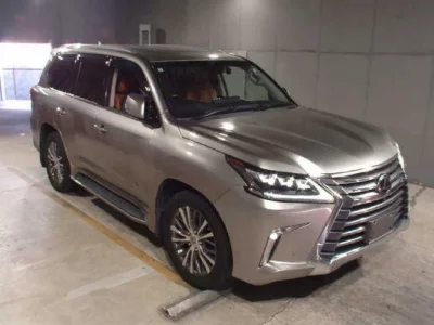 Lexus LX