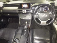 Lexus IS лот № 3028 оценка 3.5  с аукциона в Японии 2